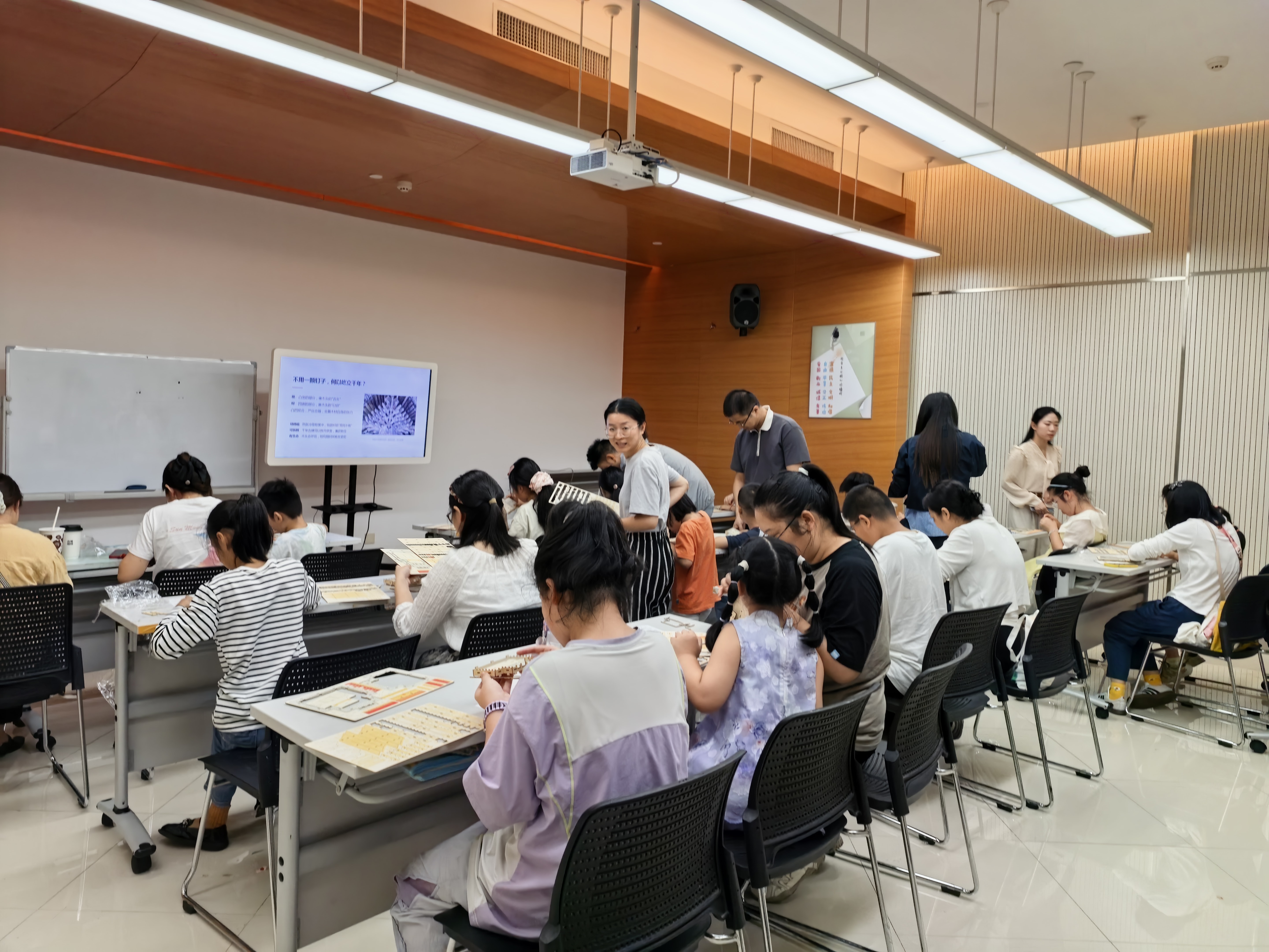 我们的节日：阅筑古建风华 巧手礼赞中华